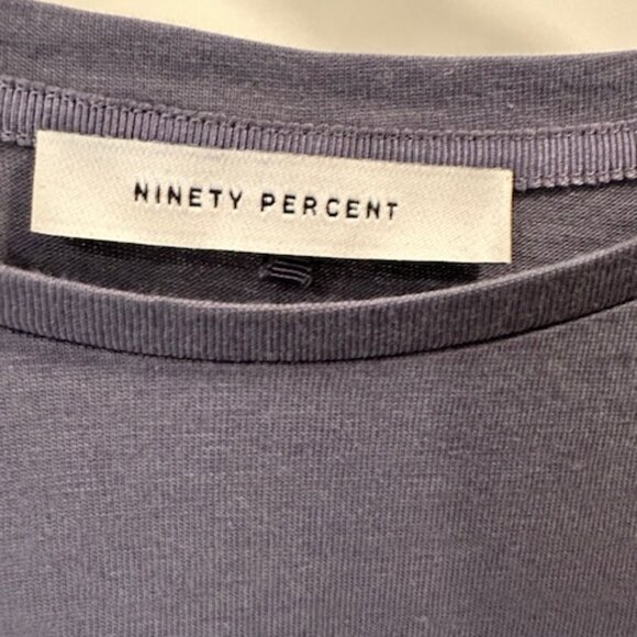 Top --new and never worn - Picture 3 of 7